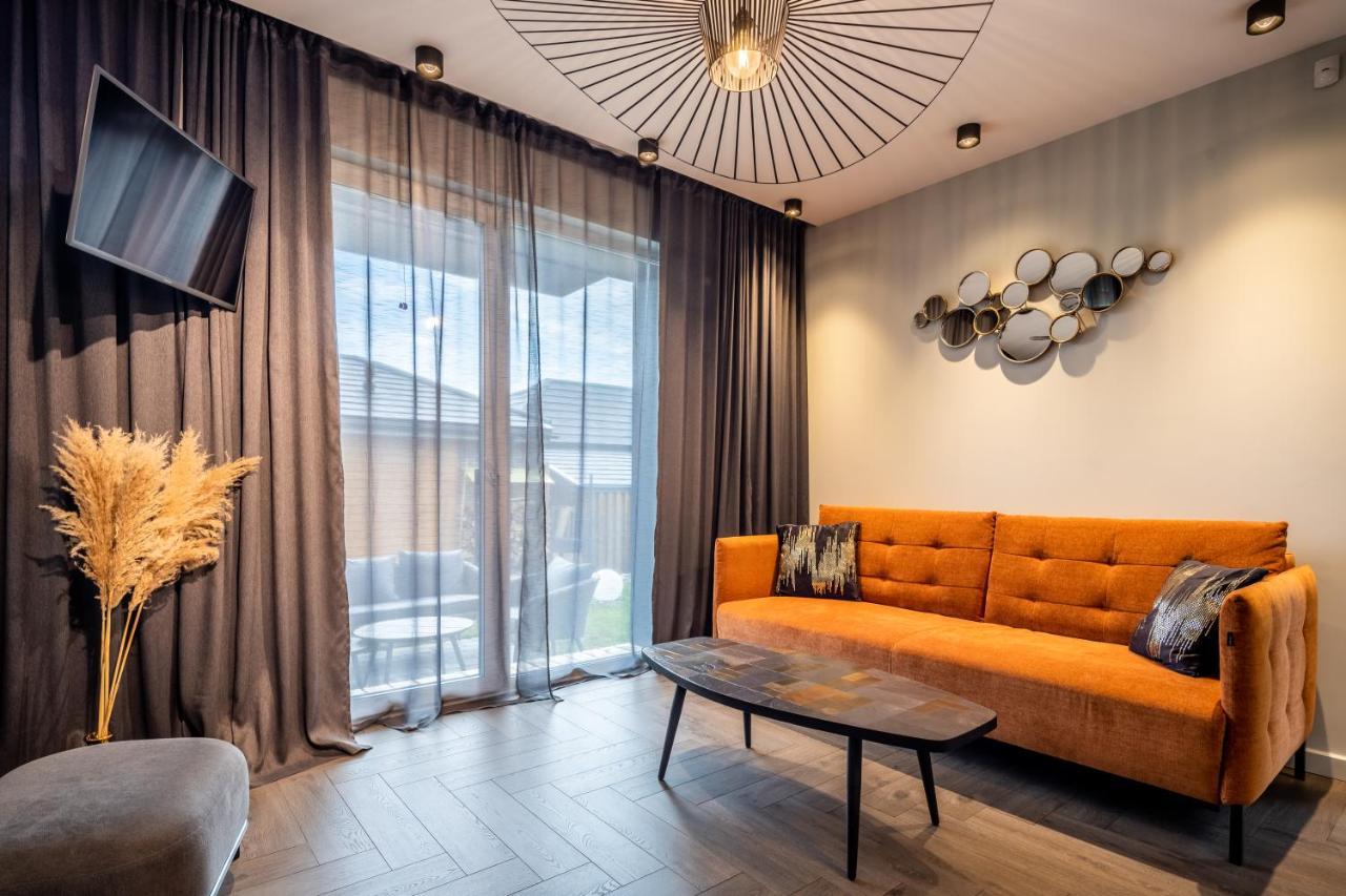Green Shine Apartment, By Cohost Palanga Esterno foto