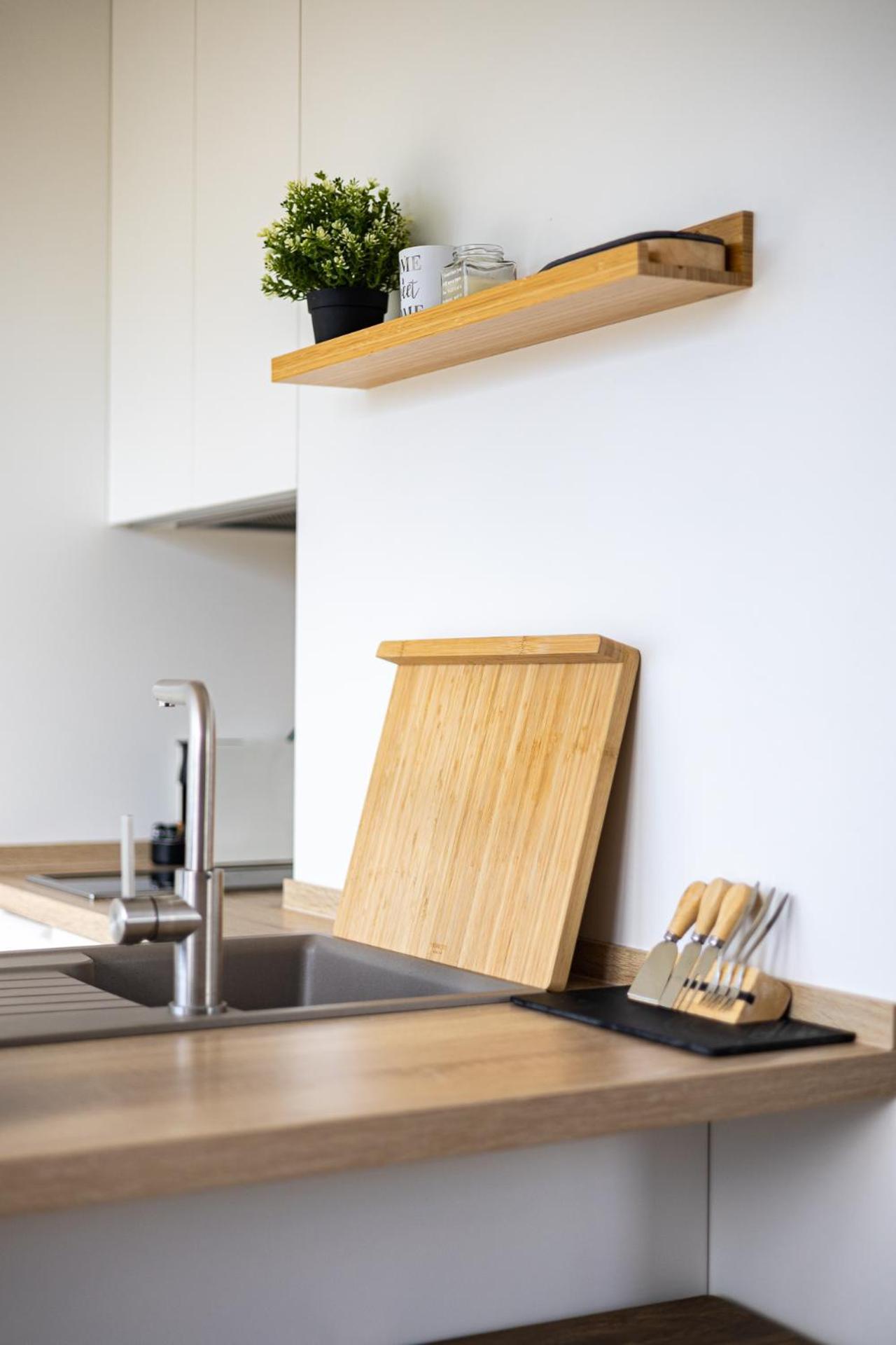 Green Shine Apartment, By Cohost Palanga Esterno foto